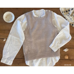 Sleveless sweater