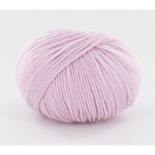 Pure wool washable sakura pale pink
