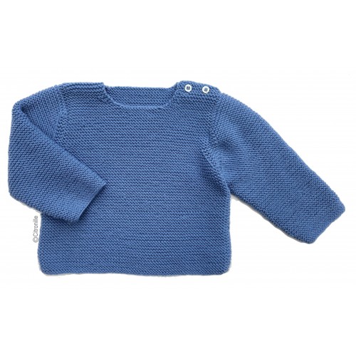 sweater buttoned on shoulder